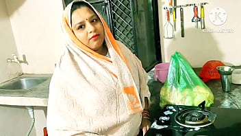 Desi Buddhe Sasur Ne Apni Bahu Ko Chod Kar Ragad Diya
