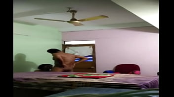 भारतीय सचिव की गर्म मुलाकात