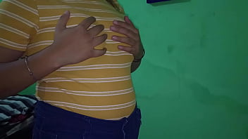 Curvy Indian Beauty Plunges A Buzzing Toy Deep Into Her Plump Backdoor.