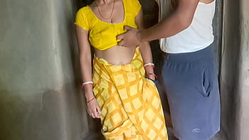 Drench Her Dripping Cunt With Your Fingers Then Feast On Her Swollen Clit As This Ravenous Indian Beauty Begs For More