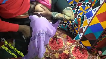 Desi Indian Bhabhi Gets Ravaged By Her Lover In The Bedroom With Clear Hindi Moans
